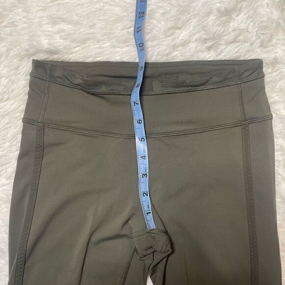 Lululemon Leggings Green Camo Crop Capri Size 4 Back Zip Pocket Ruched - Picture 4 of 8